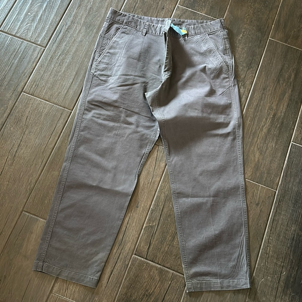 The North Face gray Chino